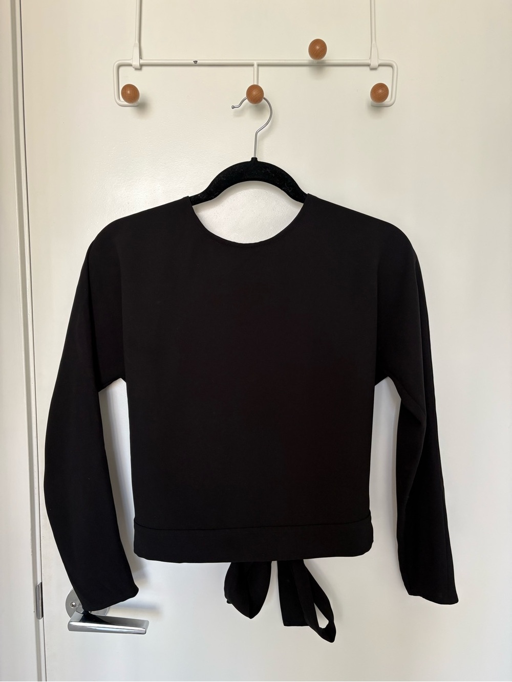 Wilfred by Aritzia Women’s Black Tie Open Back Long Sleeve Top Size XS